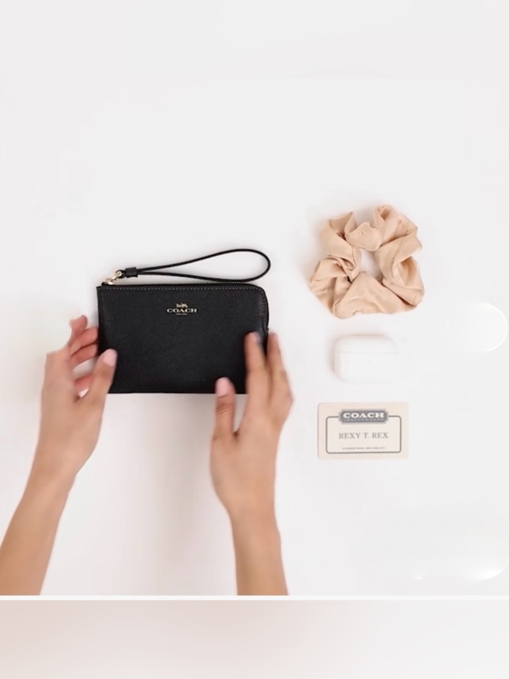 Coach Corner Zip Wristlet Black Leather with Gold Hardware - Picture 9 of 12